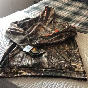 Carhartt real tree pull over jacket